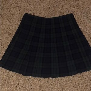Brandy Melville pleated skirt